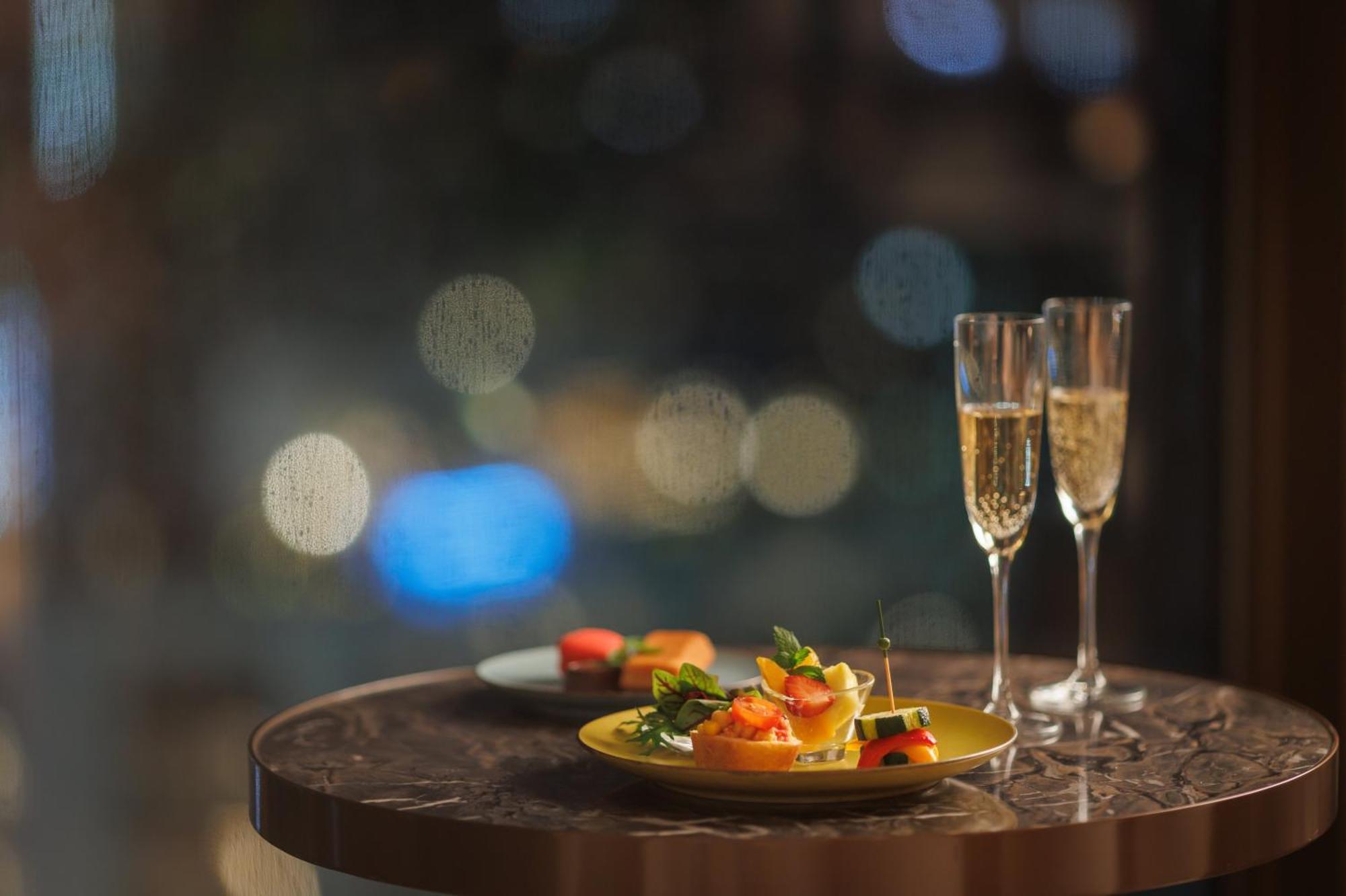 Hotel Ana Crowne Plaza By Ihg 4*